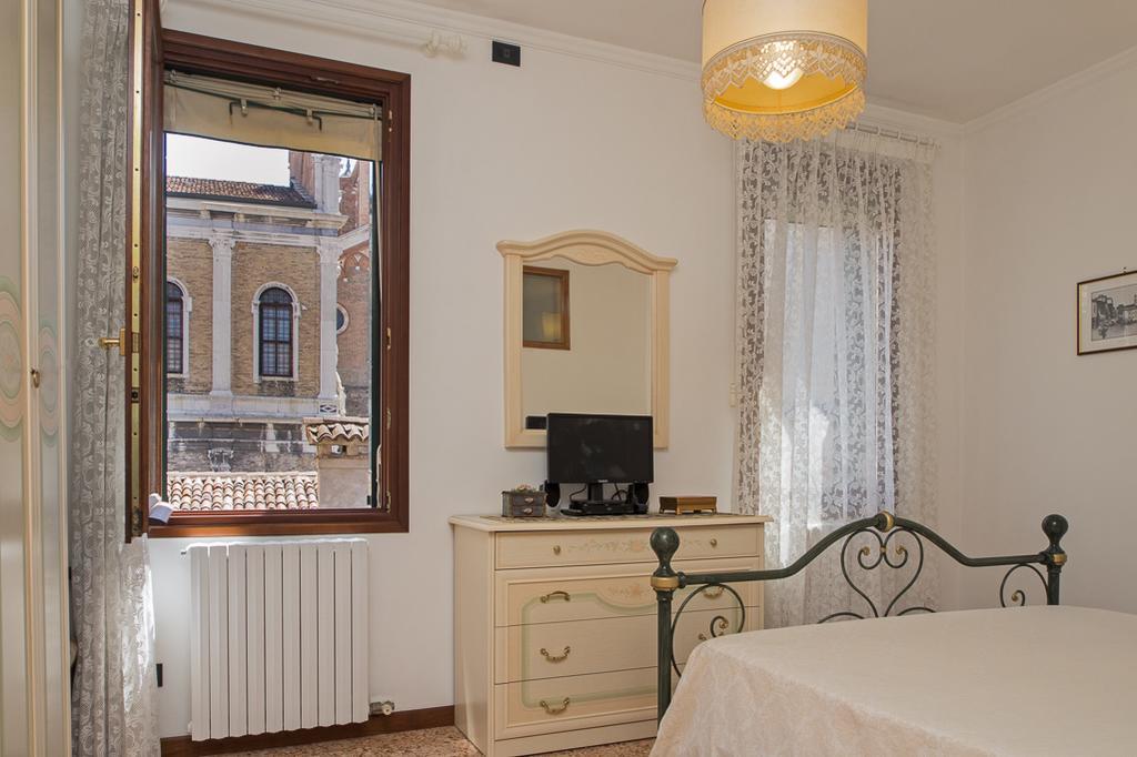 Casa San Giovanni E Paolo Venice Exterior photo